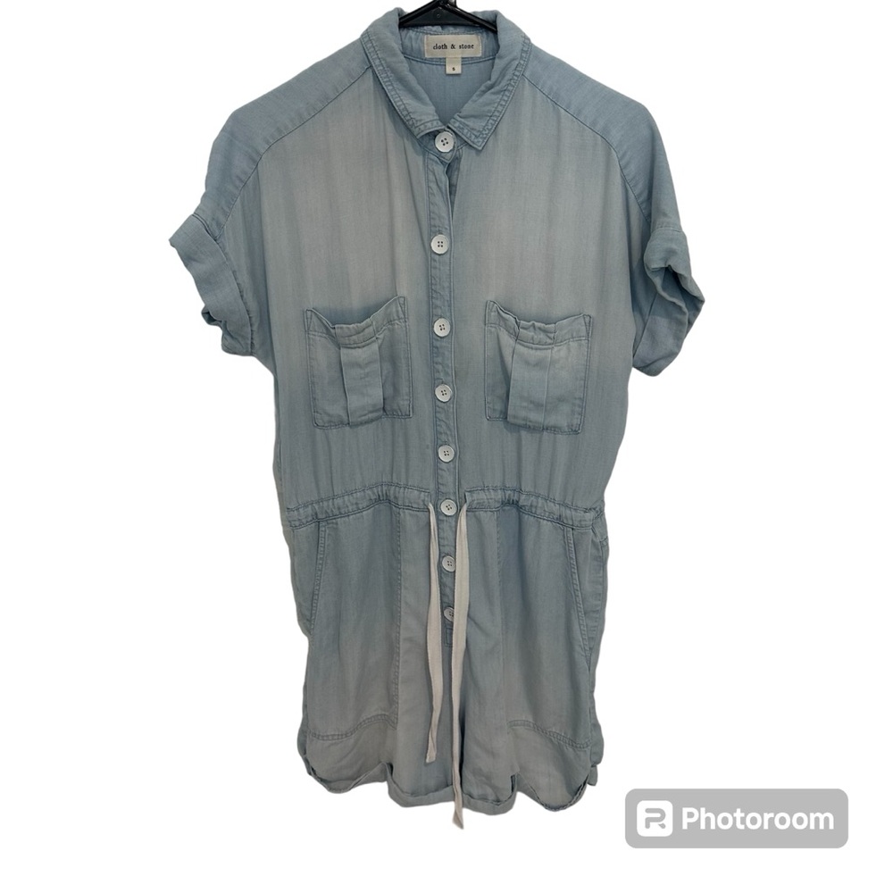 Cloth and Stone Chambray Romper size small